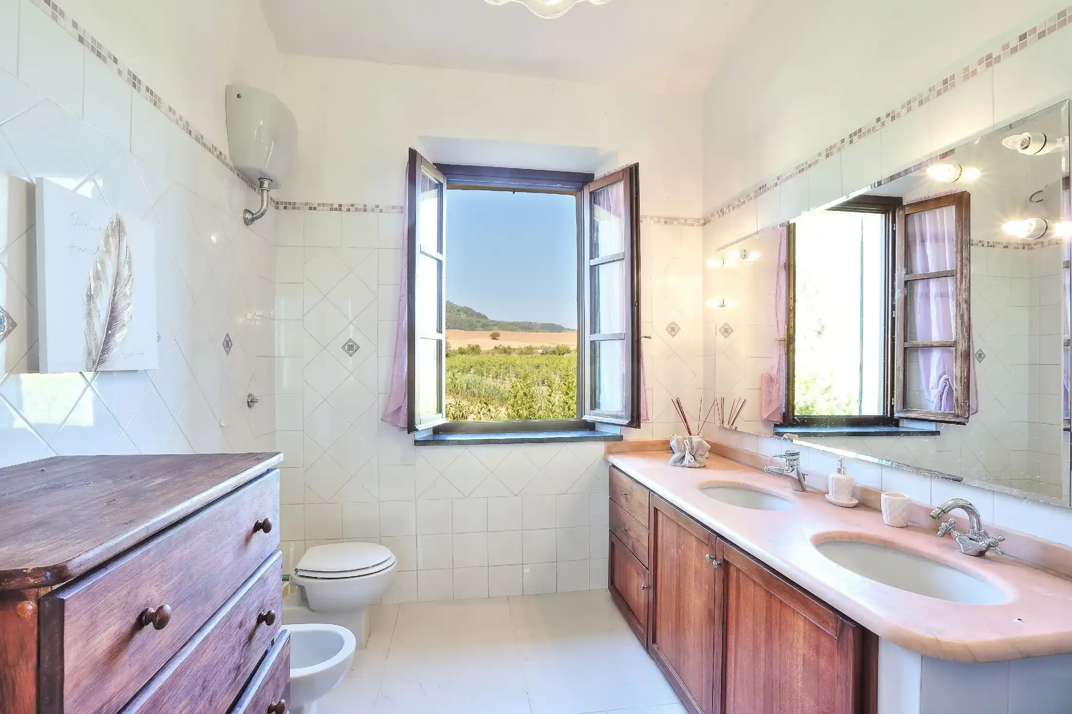 2200xxs (14) 2200xxs (14)