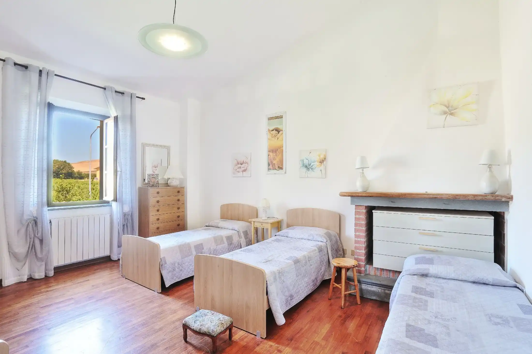 2200xxs (15) 2200xxs (15)