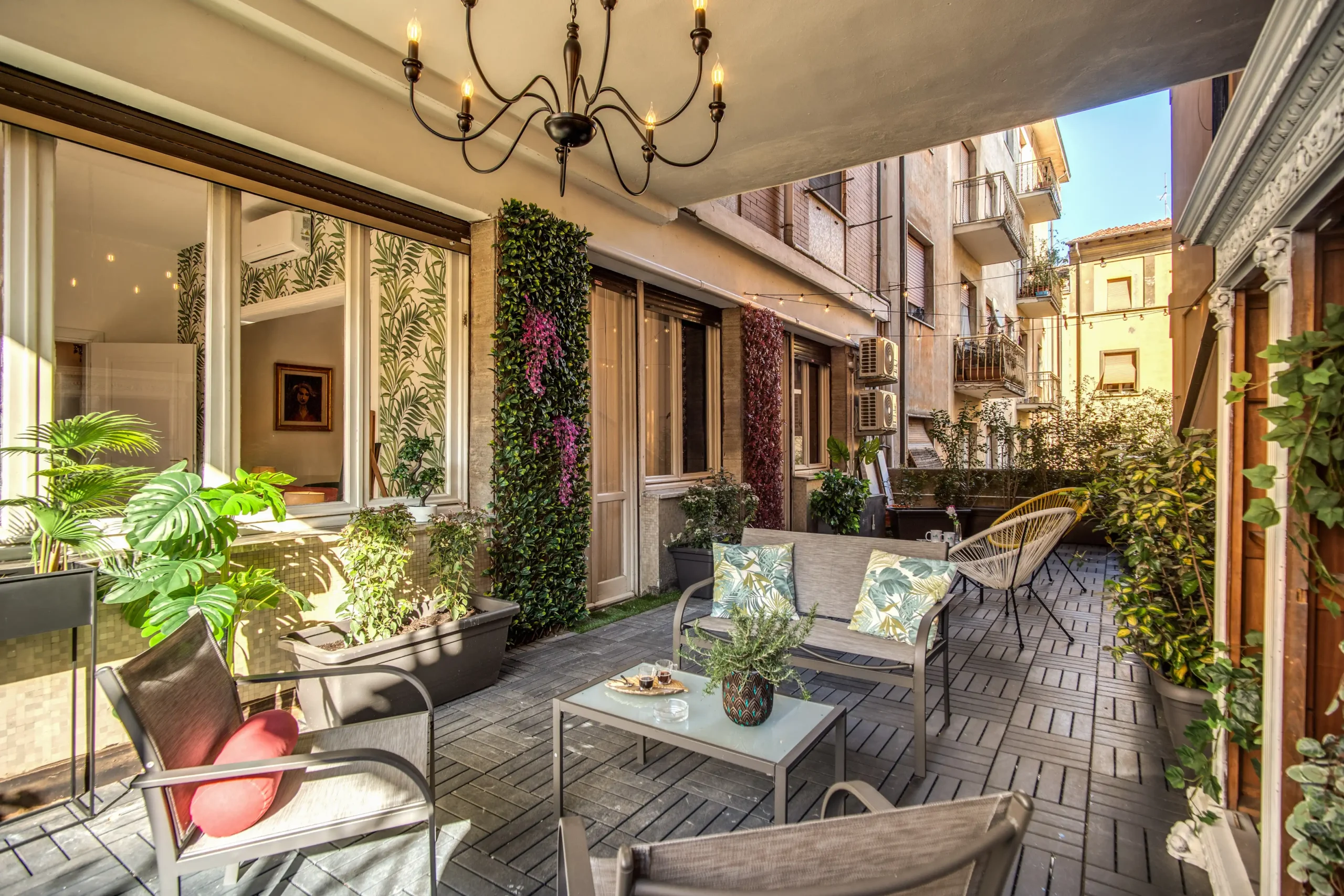 A H G – 03 A H G - 03