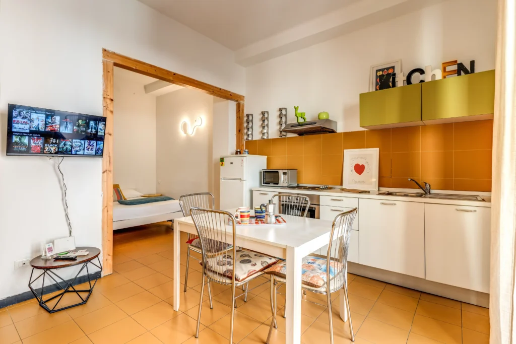 Colors Studio - AwesHome - Apartments and Guest Houses
